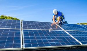 Installation et mise en production des panneaux solaires photovoltaïques à Mouguerre